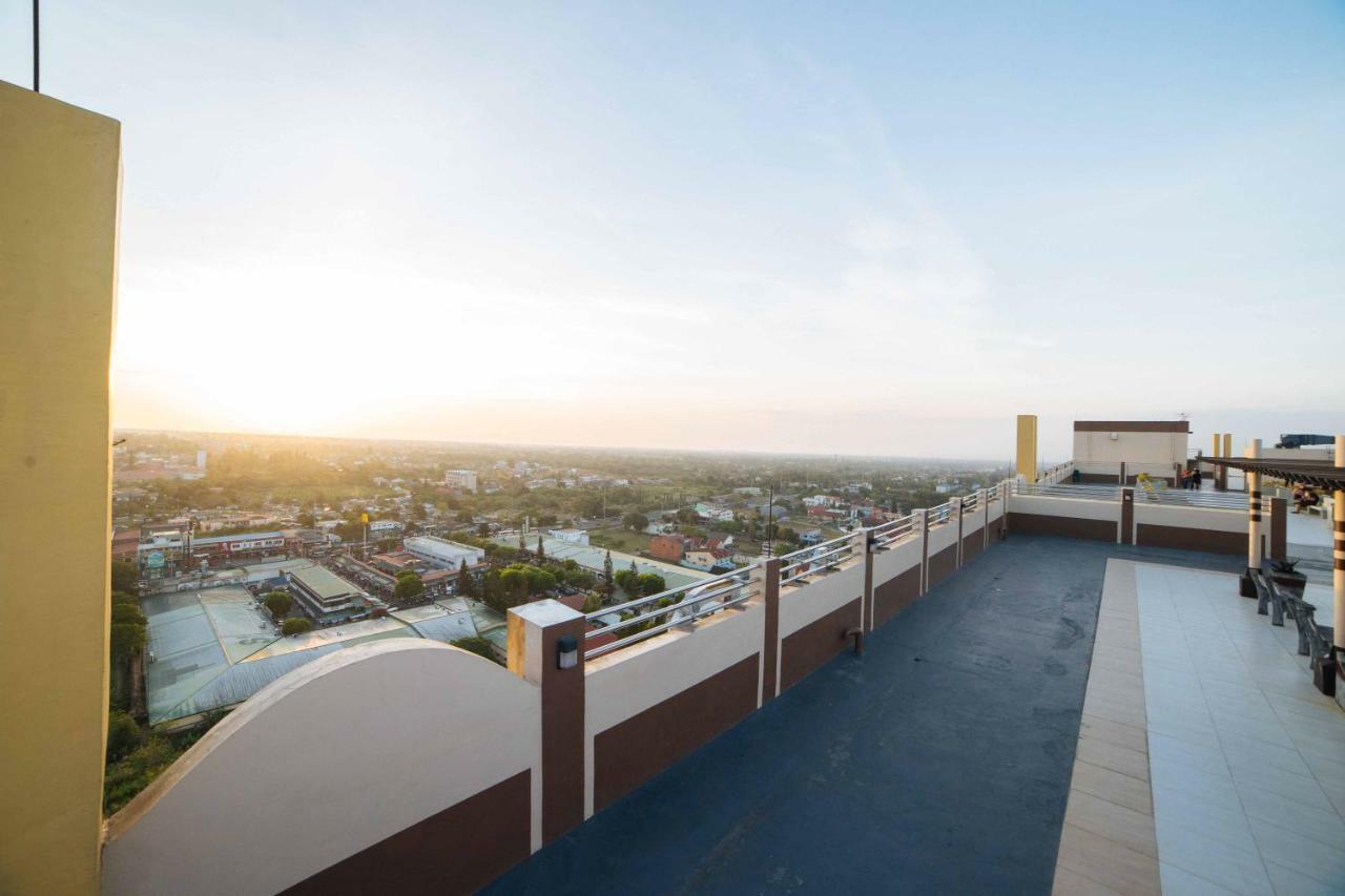 RedDoorz Premium @ Cityland Tagaytay 2 Tagaytay City Zewnętrze zdjęcie